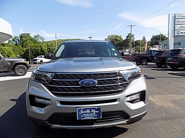  2022 Ford Explorer Image: 1