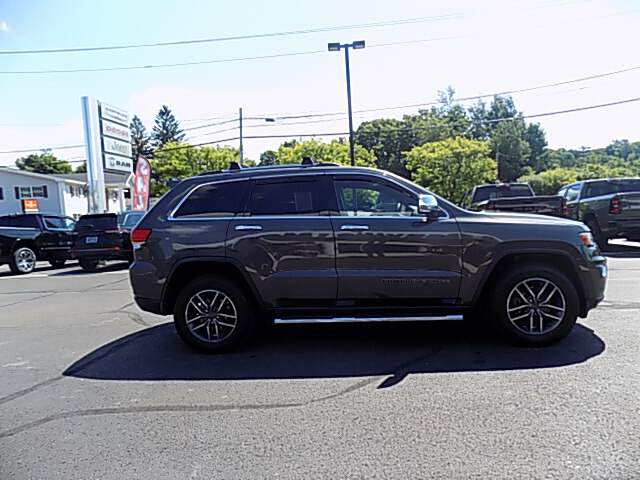  2019 Jeep Grand Cherokee Image:…
