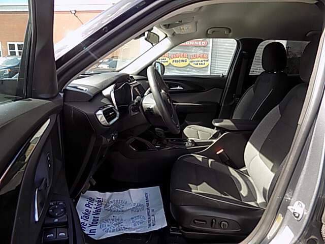  2021 Chevrolet Trailblazer Image: 8