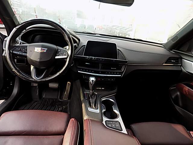  2021 Cadillac CT4 Image: 10