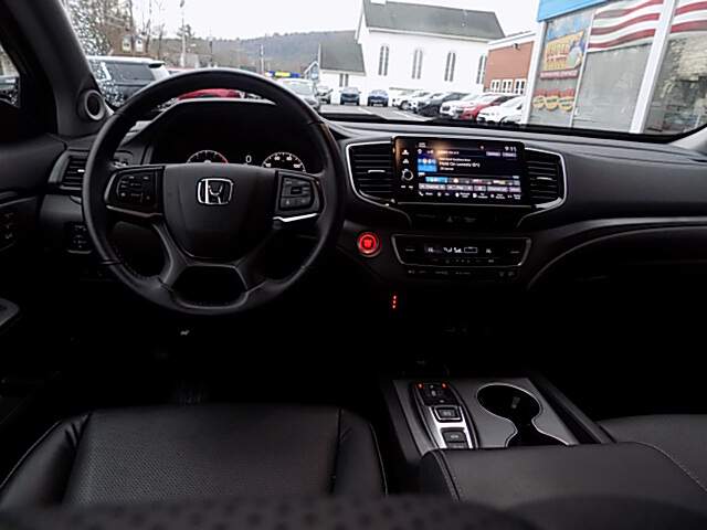  2025 Honda Ridgeline Image: 9