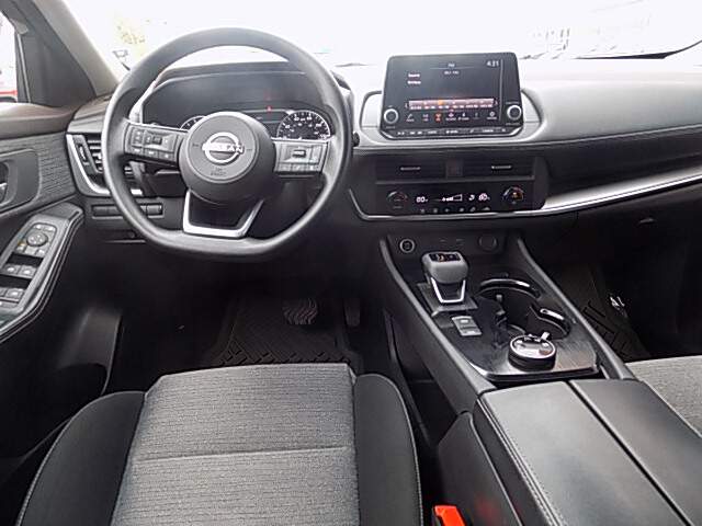  2023 Nissan Rogue Image: 9