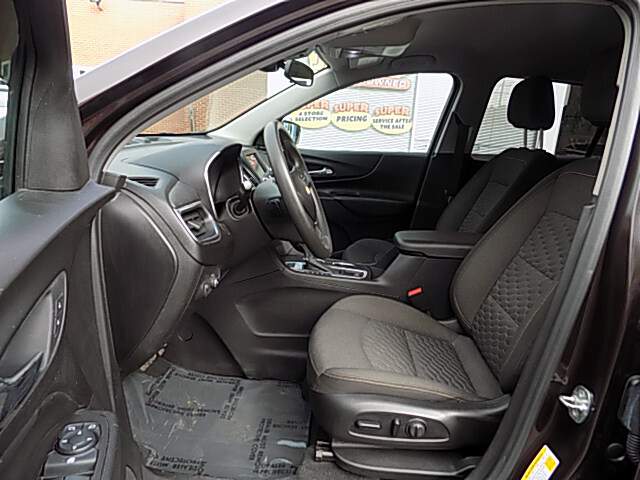  2020 Chevrolet Equinox Image: 8