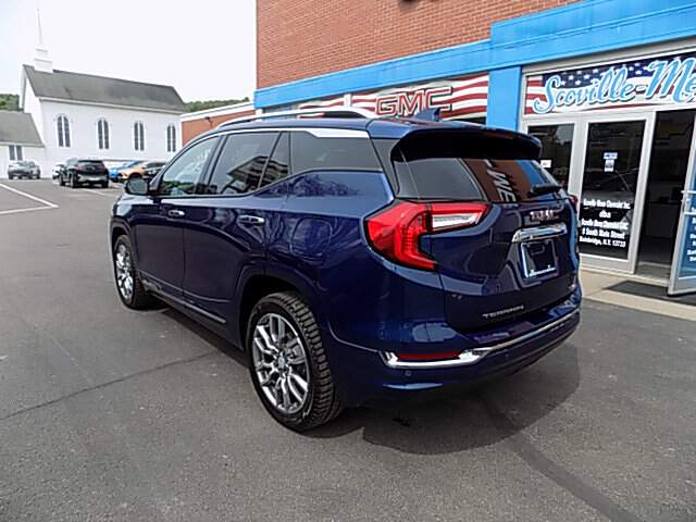 2022 GMC Terrain Image: 2