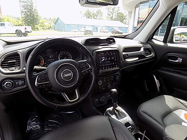  2021 Jeep Renegade Image: 7