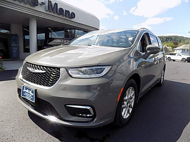  2022 Chrysler Pacifica Image: 0