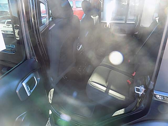  2020 Jeep Wrangler Image: 7