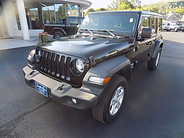  2020 Jeep Wrangler Image: 0