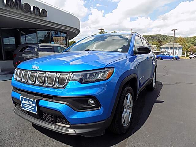  2022 Jeep Compass Image: 0