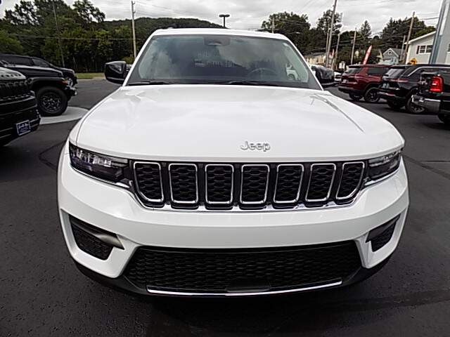  2023 Jeep Grand Cherokee Image:…