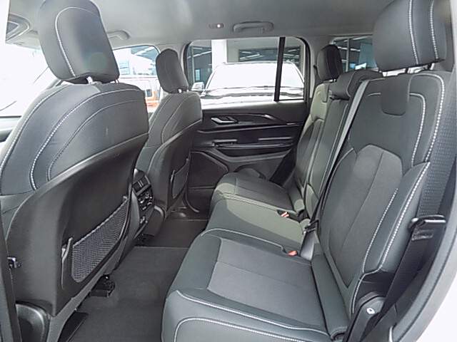  2023 Jeep Grand Cherokee Image:…