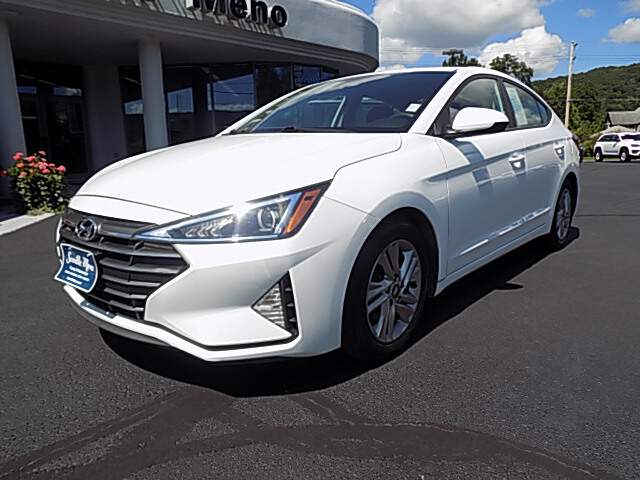  2020 Hyundai Elantra Image: 0