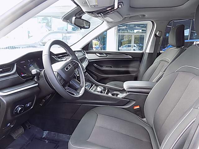  2023 Jeep Grand Cherokee Image:…