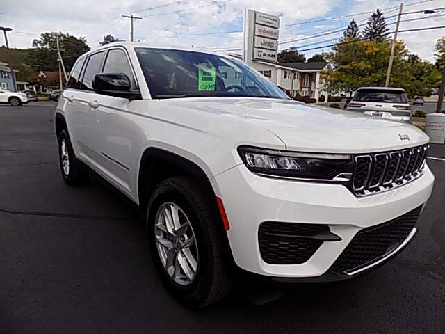  2023 Jeep Grand Cherokee Image:…