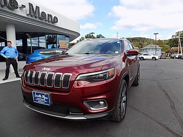  2019 Jeep Cherokee Image: 0