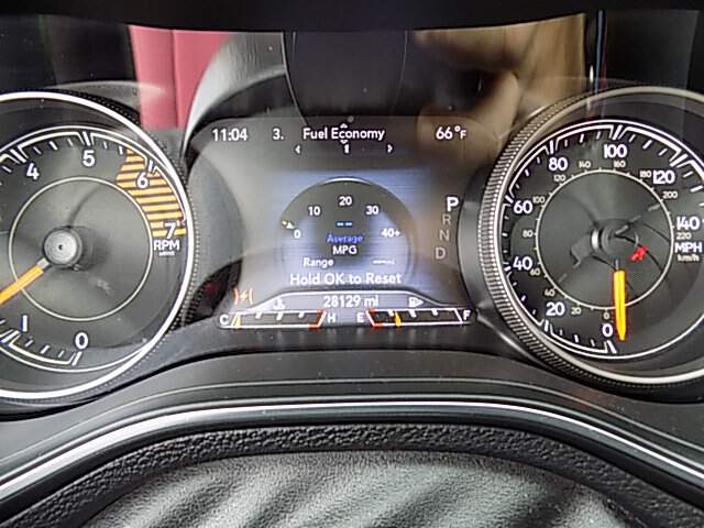  2019 Jeep Cherokee Image: 11