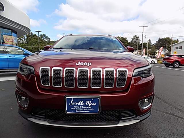  2019 Jeep Cherokee Image: 3