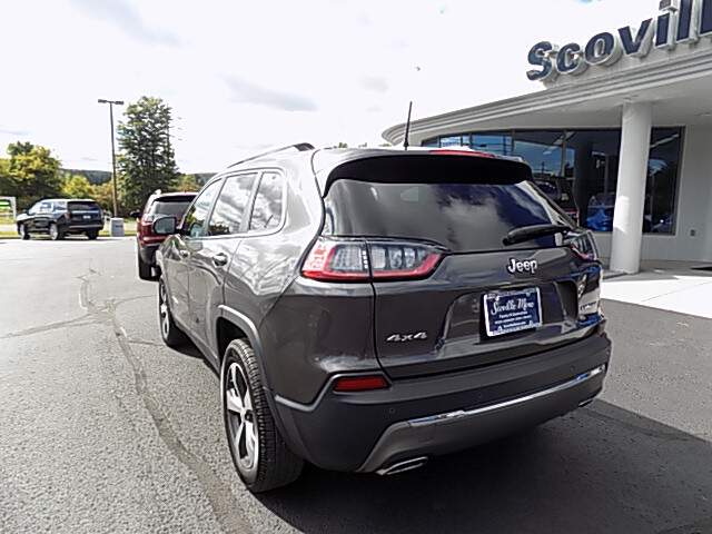  2019 Jeep Cherokee Image: 6