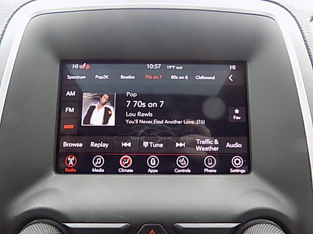  2019 Dodge Durango Image: 13