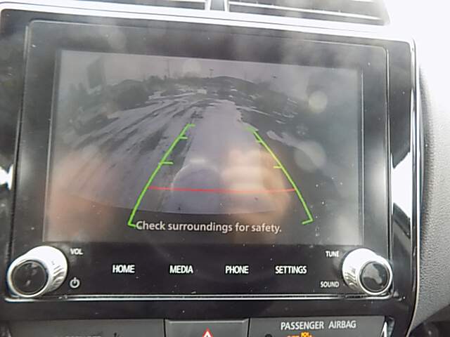  2024 Mitsubishi Outlander Image: 10