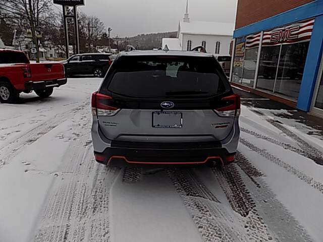  2021 Subaru Forester Image: 3