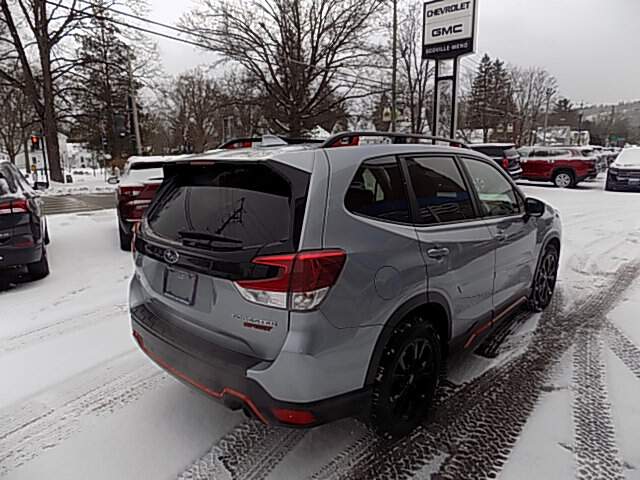  2021 Subaru Forester Image: 4