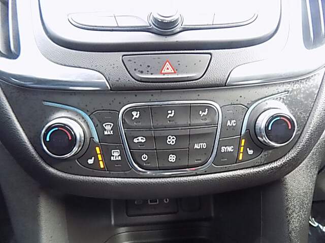  2021 Chevrolet Equinox Image: 9