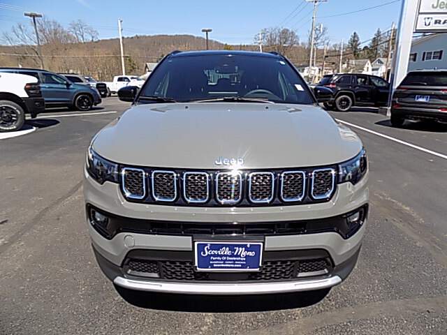 2023 Jeep Compass Image: 1