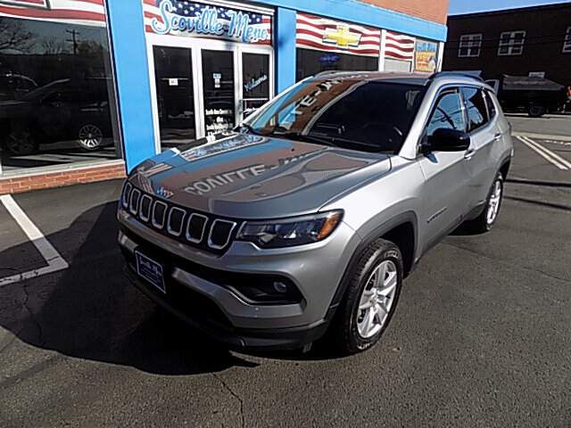  2022 Jeep Compass Image: 0