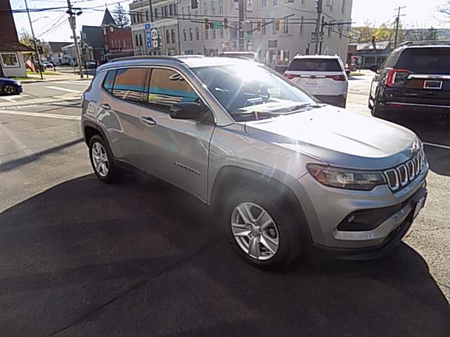  2022 Jeep Compass Image: 6