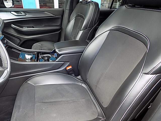  2023 Jeep Grand Cherokee Image:…