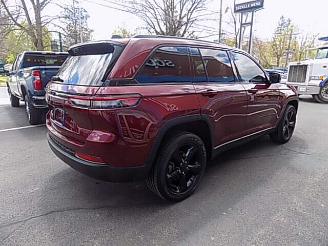  2023 Jeep Grand Cherokee Image:…