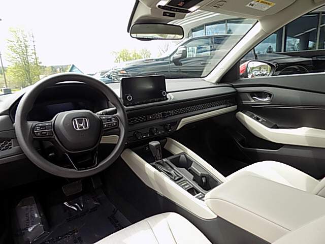  2023 Honda Accord Image: 6