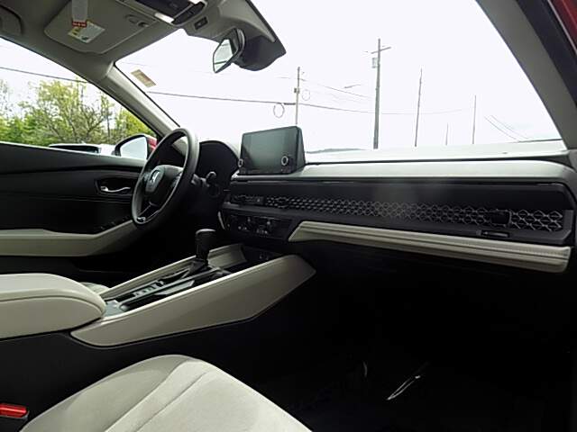  2023 Honda Accord Image: 7