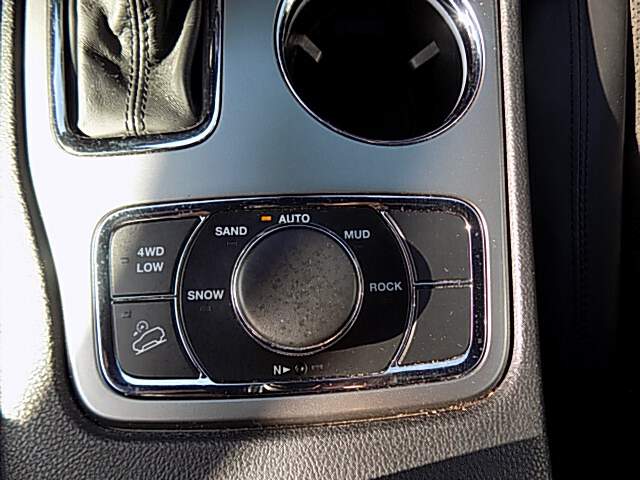  2020 Jeep Grand Cherokee Image:…