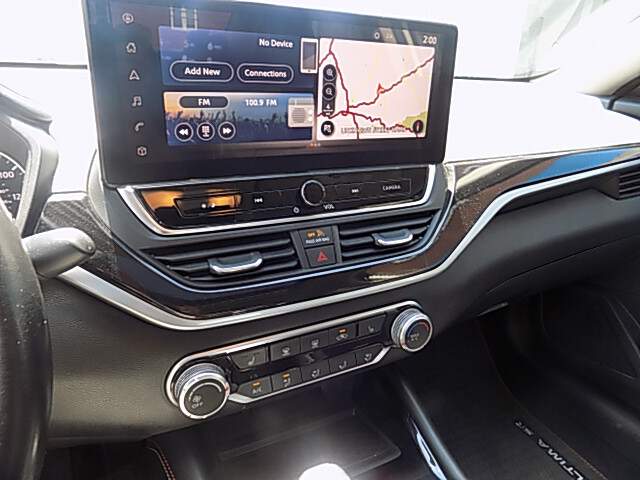  2023 Nissan Altima Image: 10