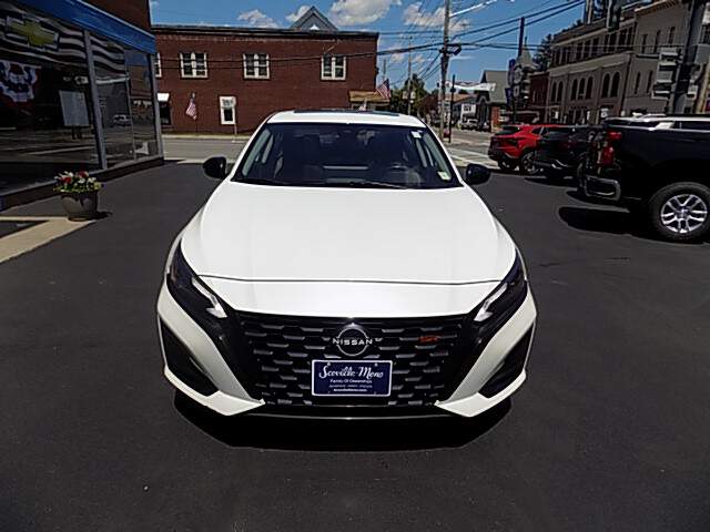  2023 Nissan Altima Image: 7