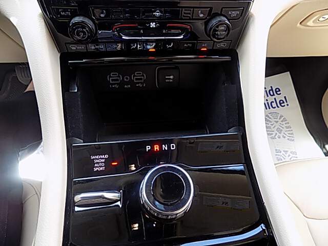  2022 Jeep Grand Cherokee Image:…
