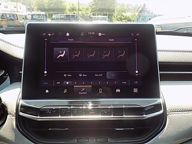  2023 Jeep Compass Image: 12