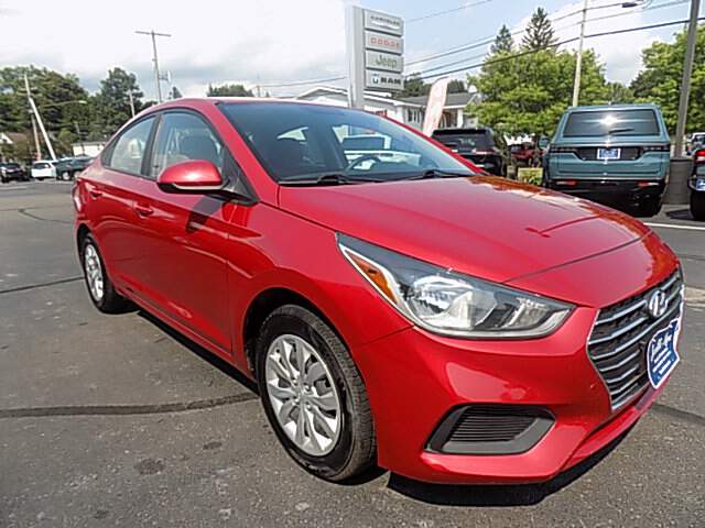  2022 Hyundai Accent Image: 2