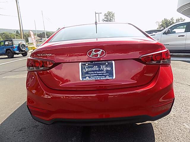  2022 Hyundai Accent Image: 5