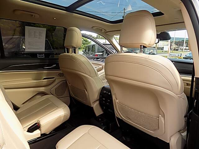  2022 Jeep Grand Cherokee L…