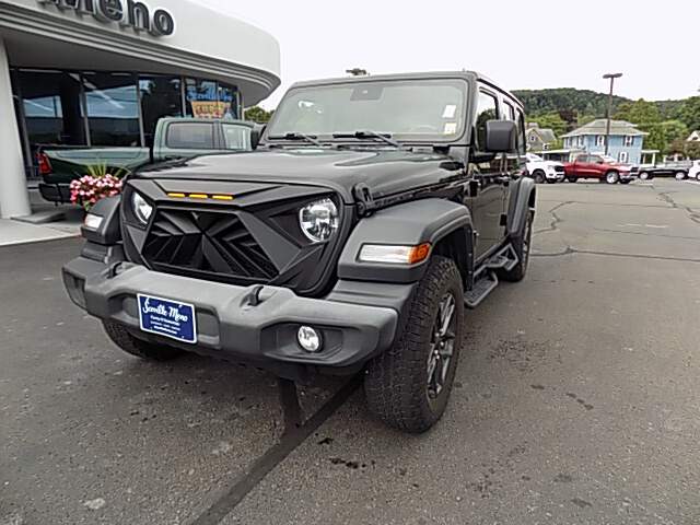  2024 Jeep Wrangler Image: 0