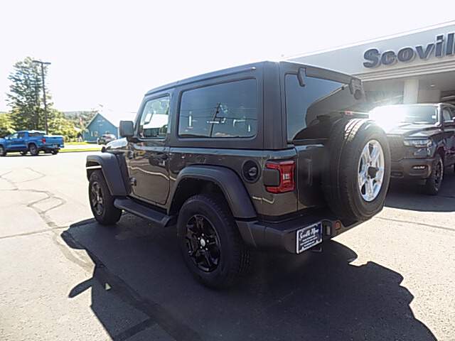  2022 Jeep Wrangler Image: 5