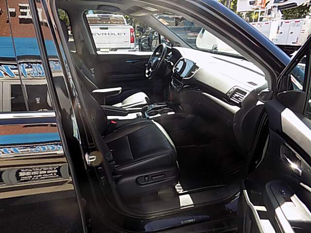  2019 Honda Pilot Image: 4
