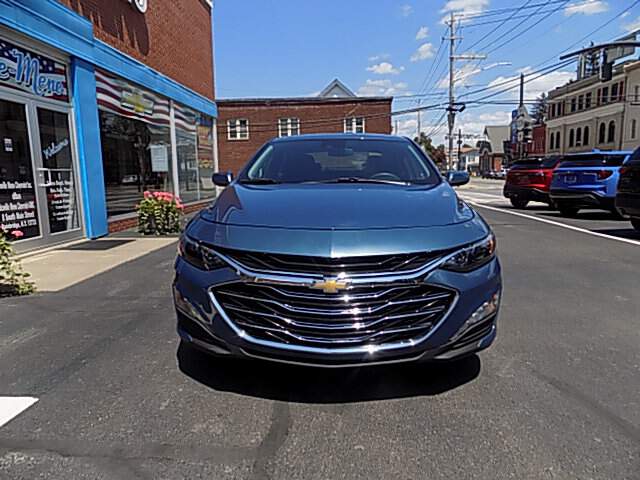  2025 Chevrolet Malibu Image: 7