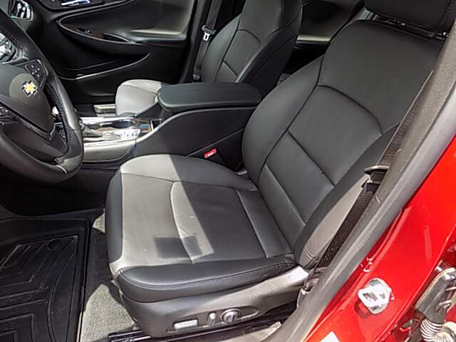  2024 Chevrolet Malibu Image: 9