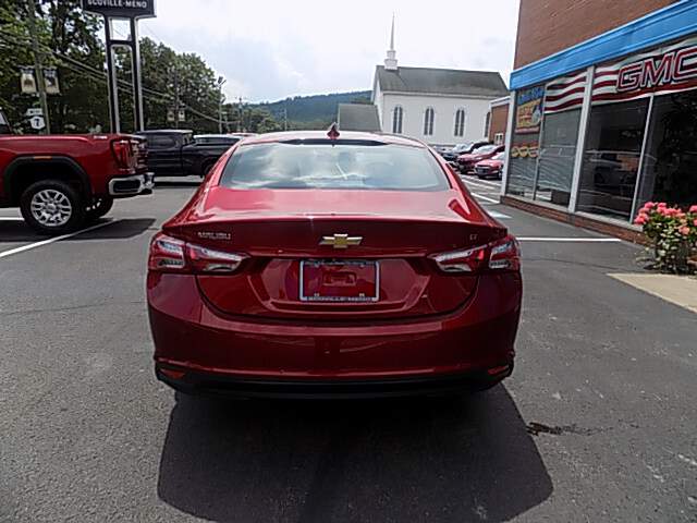  2024 Chevrolet Malibu Image: 3