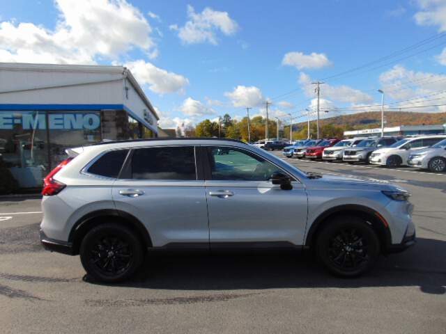  2025 Honda CR-V Image: 3