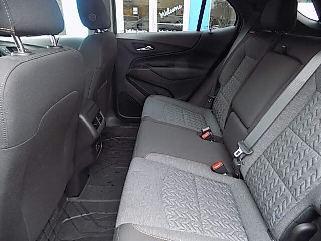  2022 Chevrolet Equinox Image: 8